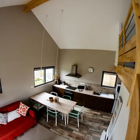 Le 327 Surflodge West *